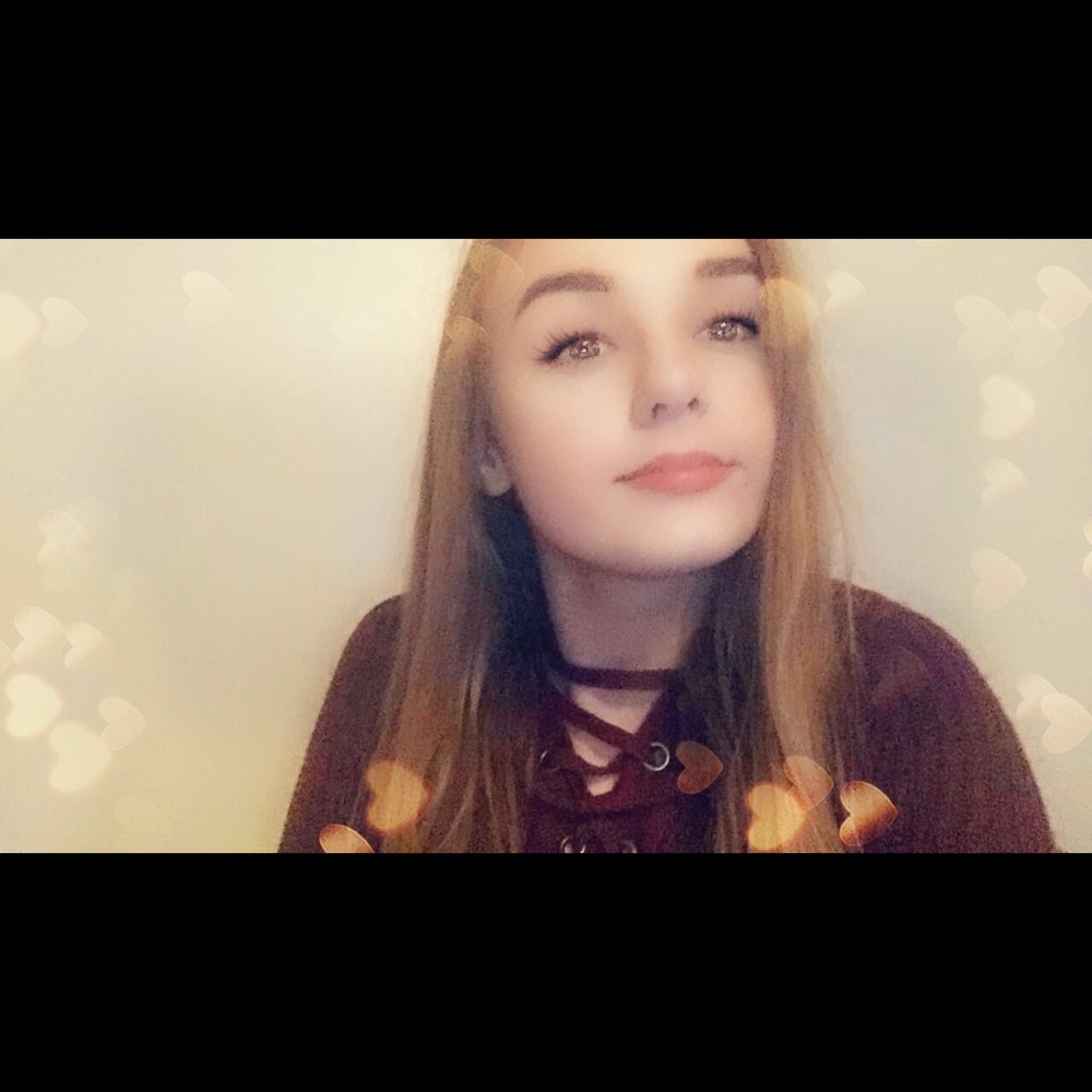 Meet your Posher, Alisha